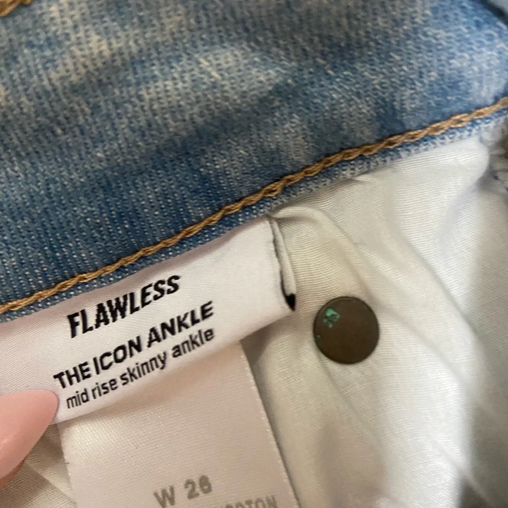 Joe’s Jeans flawless the icon ankle jeans